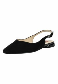 Chaussure plate à bout pointu en daim noir avec bride arrière, doublure intérieure beige et petit talon noir brillant.