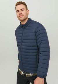 Thumbnail Image 5
