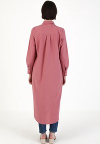 Modanisa Camicia - mottled pink