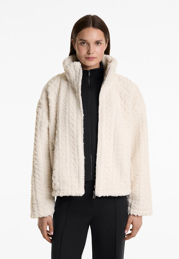 CABLE-KNIT FAUX-SHEARLING - Winterjacke - stone