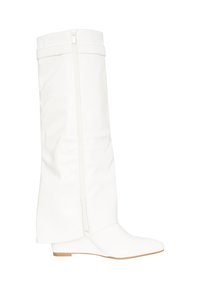 Hvid knæhøj støvle med sidelås, flad sål og en remdetalje nær toppen, vist i profil.