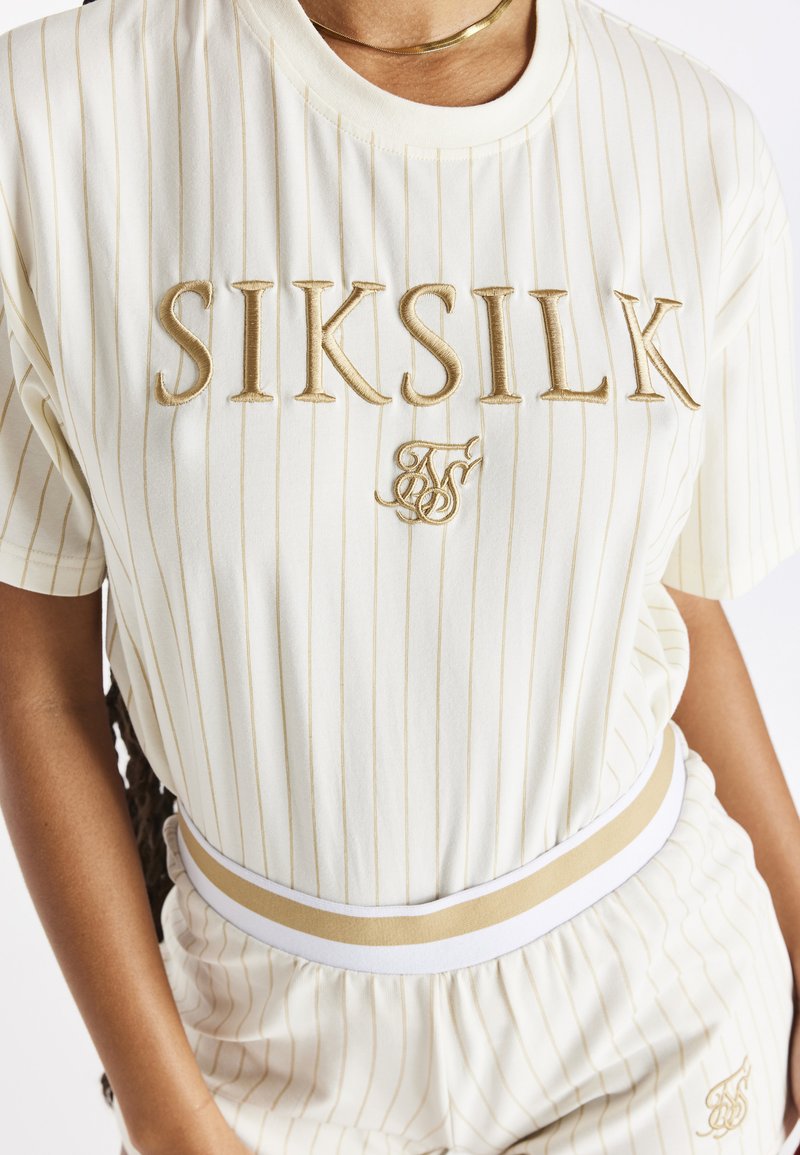 camiseta negra siksilk