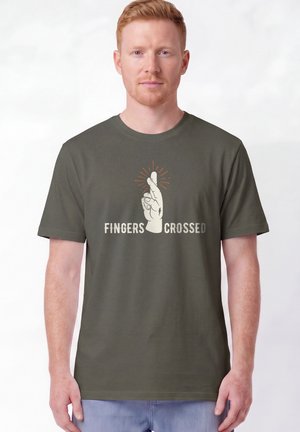 watapparel, FINGERS CROSSED UNISEX - T-shirt print - khaki