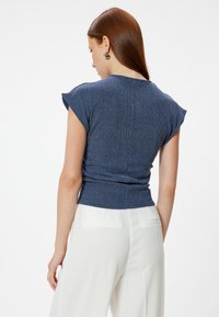 Koton TEXTURED SLEEVELESS  - T-shirts basic - dark blue