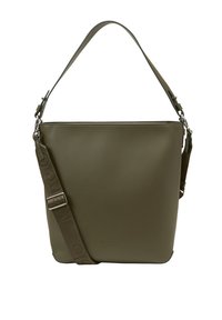Sac à épaule de style seau en vert olive avec une texture lisse, une sangle en tissu réglable et une poignée supérieure.
