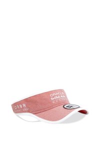 Różowa opaska na głowę z białymi wykończeniami. Posiada haftowane logo: "Oracle" i "Red Bull Racing". Zakrzywiony daszek, regulowany pasek z tyłu.