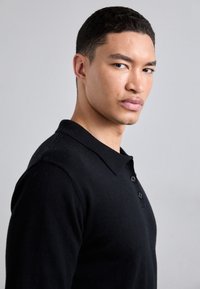 KNITID CASHMERE BLEND SHORT SLEEVE POLO - Maglione - blacklead