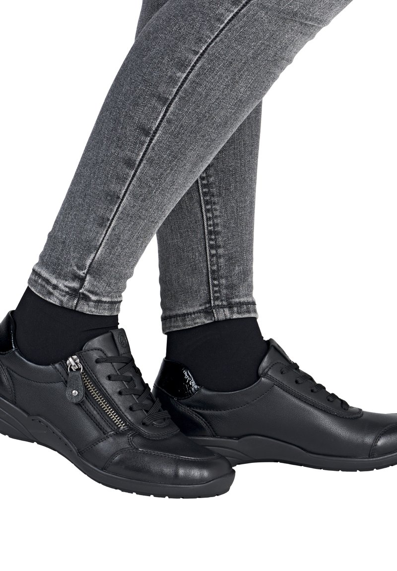 Remonte Baskets basses - schwarz