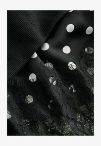 Sélectionné, mono spot