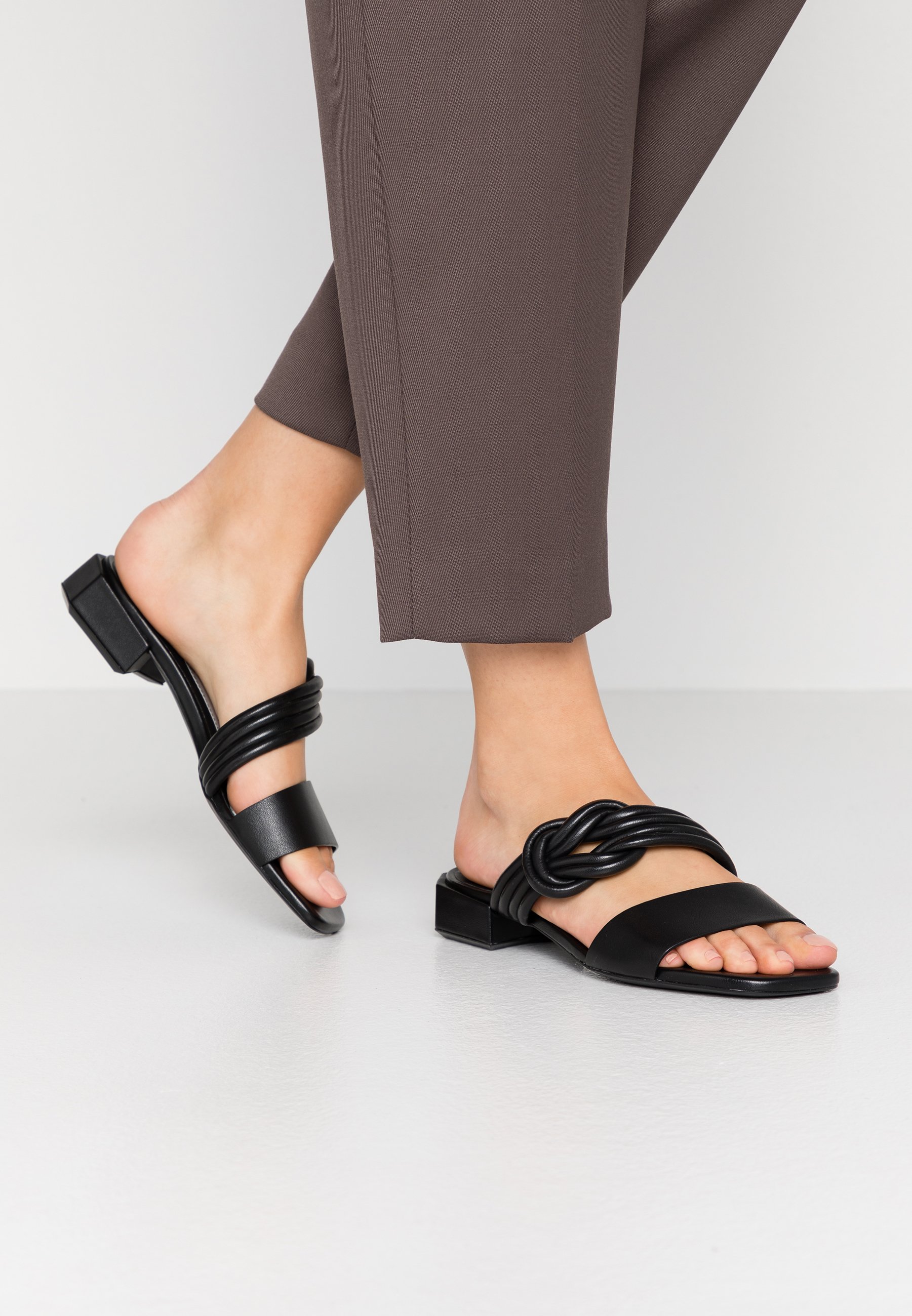 bruno premi mules