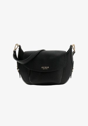 Sort tekstureret læder crossbody-taske med klap foran og guldhardwaredetaljer, med mærkenavnet "Guess" præget på forsiden.