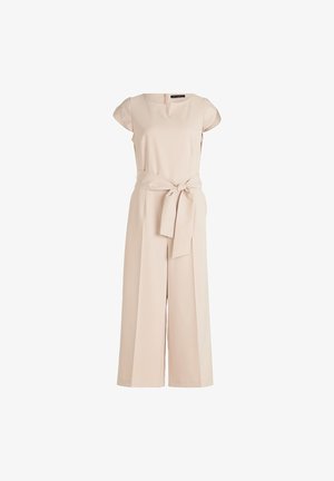 Helles beiges Jumpsuit mit kurzen Ärmeln, einem runden Ausschnitt, einem Bindegürtel in der Taille und weitem Hosenbein. Glattes Material mit minimalen Details.