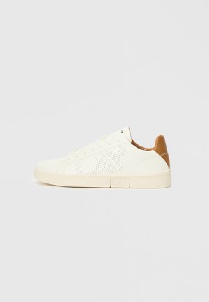 POLYS - Baskets basses - tofu