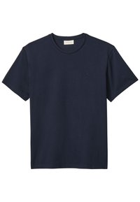 Unselected, dark sapphire