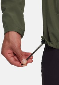 Mammut OUTDOOR SO HOODED - Giacca softshell - dark marsh