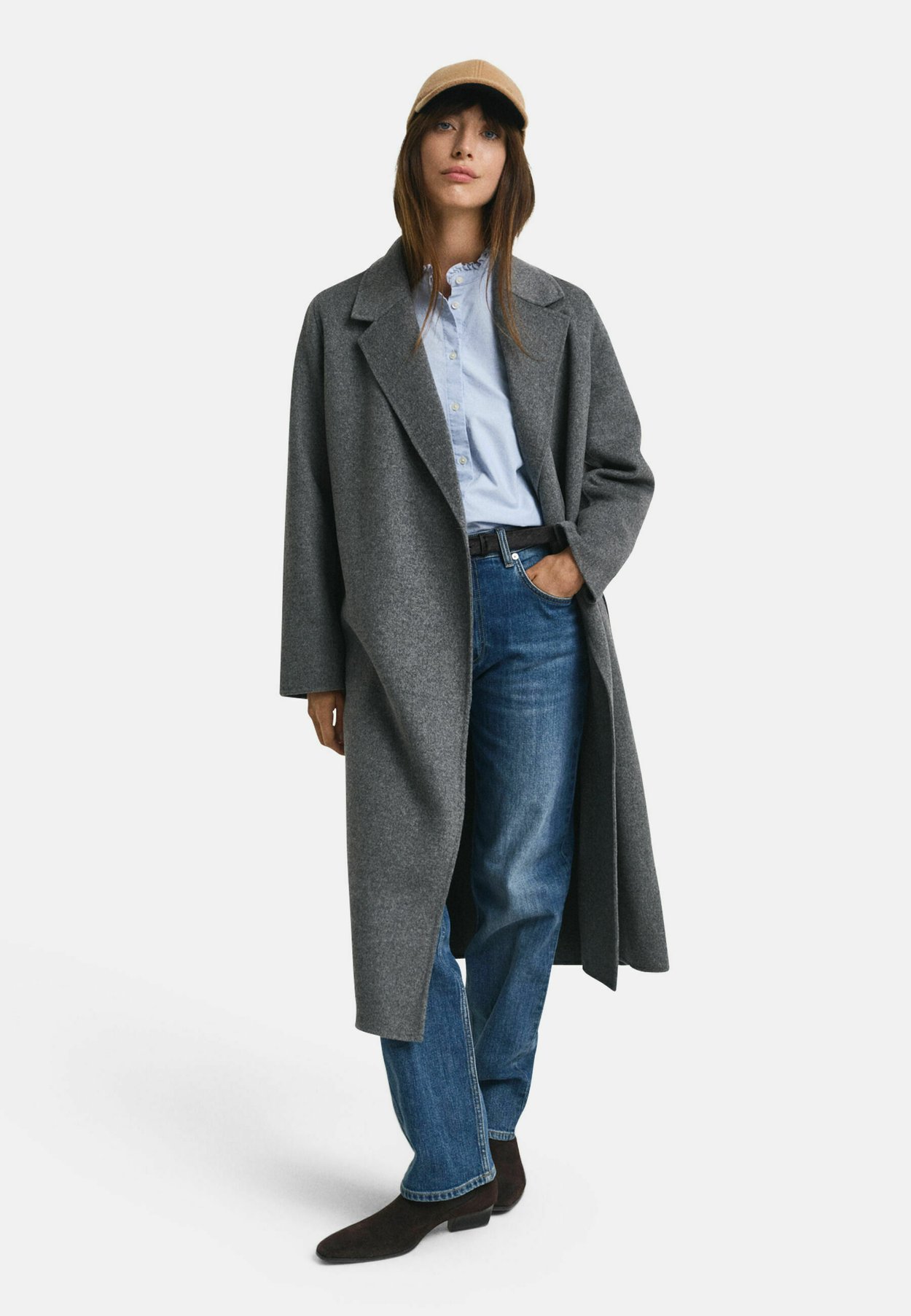 HANDSTITCHED BELTED COAT