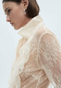 Mango DOLL - Camicia - off-white