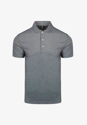 Graues Poloshirt mit kurzen Ärmeln, drei Knöpfen und spitzem Kragen, auf weißem Hintergrund dargestellt.