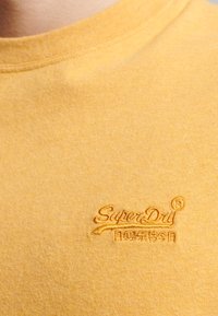 Superdry & Co VINTAGE LOGO  - T-shirts basic - ochre marl
