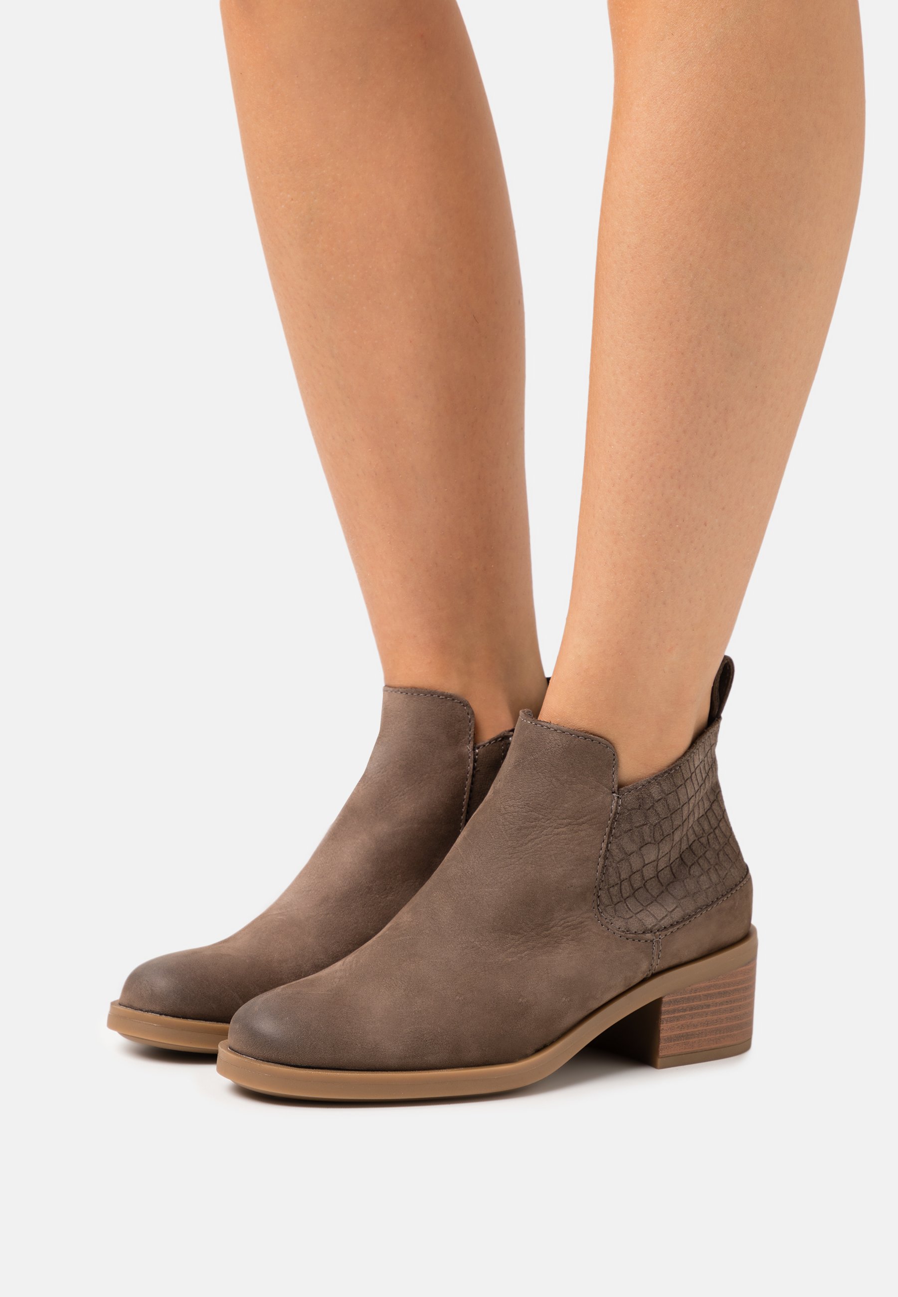 Clarks MEMI ZIP - bajos - taupe/marrón topo - Zalando.es
