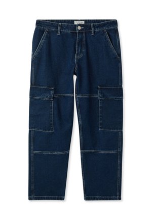 Pantaloni cargo in denim blu scuro con due ampie tasche laterali, chiusura a bottone e cuciture a contrasto.