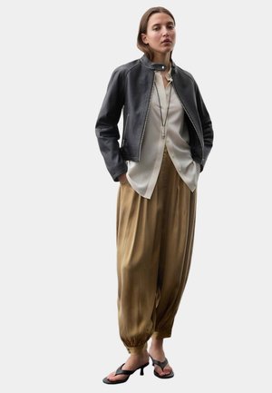 Marks & Spencer, Trousers - moss