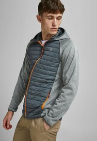 Jack & Jones JJEMULTI QUILTED JACKET - Übergangsjacke - grey melange
