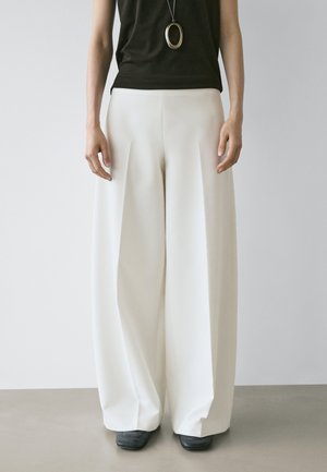 WIDE-LEG VOLUMINOUS - Kalhoty - beige