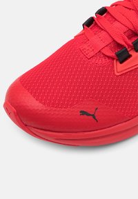 Puma ENZO 2 REFRESH JR UNISEX - Väglöparskor - high risk red/black