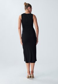 BWLDR LILLIA MIDI  - Trikotāžas kleita - black