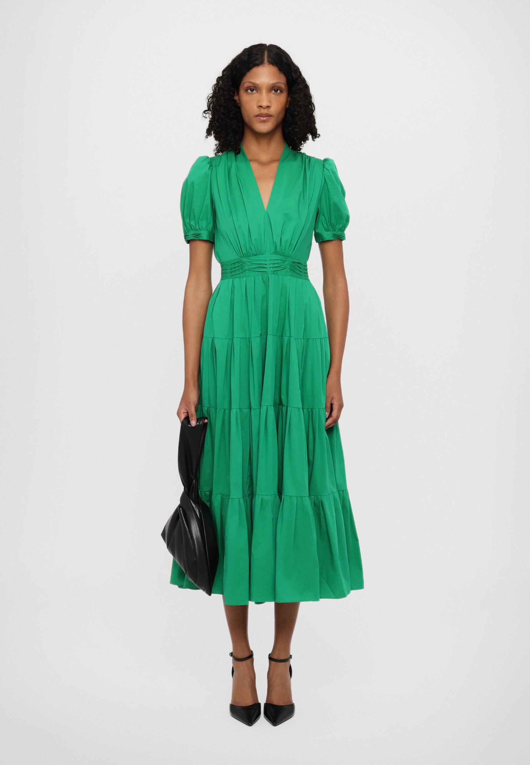 新品】DIANE VON FURSTENBERG 定価62,000 4 6 NEW DVF Diane von