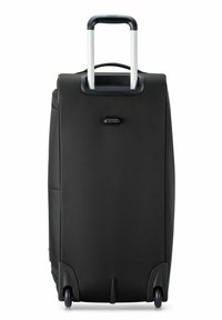 Maleta negra rígida con un mango telescópico y cuatro ruedas. Textura suave con un diseño minimalista y logo discreto.