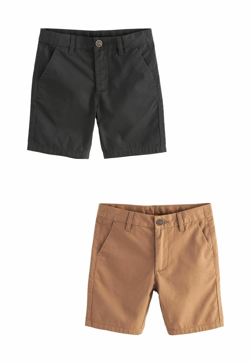 Zwarte en bruine shorts, beide van katoen, met voorzakken, knoopsluiting en een recht gesneden ontwerp.