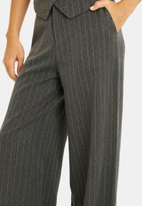Alma en Pena Broek - gris