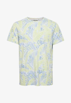 T-shirt à manches courtes en bleu clair et vert, arborant un motif de feuilles tropicales contourné de blanc. Fabriqué en tissu doux et respirant.