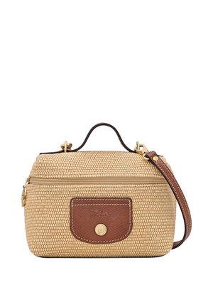 Kleine rechteckige gewebte beige Handtasche mit braunen Lederakzenten, oberem Griff, Vordertasche, goldfarbenem Reißverschluss und verstellbarem Riemen.