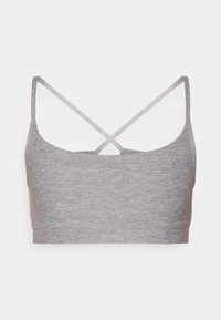 Grå sports-bh med en myk tekstur, med en rund halslinning og kryssede stropper på baksiden for sikker passform og minimalistisk design.