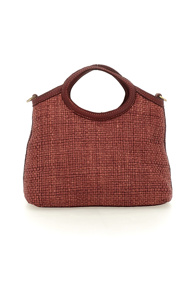 Borsa bordeaux testurizzata con aspetto intrecciato, manici superiori rotondi e forma strutturata. Presenta dettagli in pelle marrone e chiusura con cerniera.