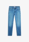 FADED MID RISE SLIM JEANS - Slim fit jeans - finn