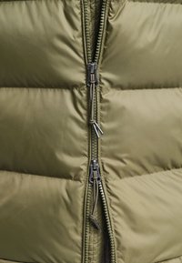 GANT ACTIVE CLOUD VEST - Weste - juniper green