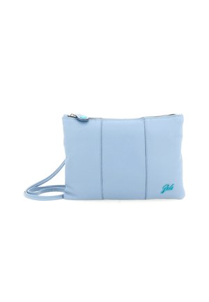 Borsetta in pelle azzurro chiaro con chiusura a cerniera, tracolla removibile e piccolo logo turchese nell'angolo in basso a destra.