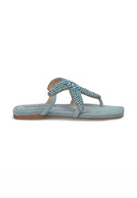 Sandalo in suede azzurro chiaro con un design di fascia decorativa a forma di stella. Suola piatta con una texture liscia.