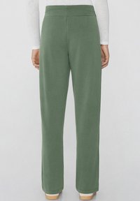 Tezenis Pantalones - grün w military green