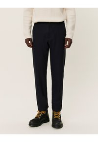 Les Deux COMO PANTS - Hlače - dark navy melange