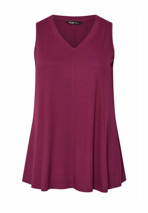 Top smanicato in maglia a coste di colore magenta scuro con scollatura a V e orlo svasato, taglia UK 18, del marchio Yours.