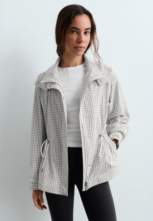 OYSHO, EXTRA LIGHTWEIGHT 10K WATERPROOF JACKET - Waterproof jacket - pale ecru