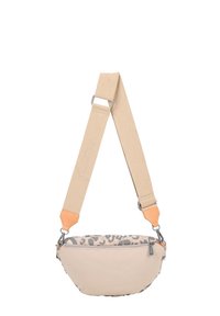 Borsa a tracolla in tessuto beige con design a stampa leopardata, dotata di zip superiore, tracolla regolabile e dettagli in pelle.