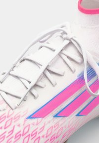 adidas Performance F50 SPARKFUSION ELITE  FG/AG - Fußballschuhe für festen Untergrund - footwear white/lucid pink