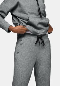 On SWEAT PANTS 3 - Pantalon de survêtement - grey