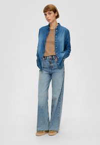 s.Oliver Trui - sandstein